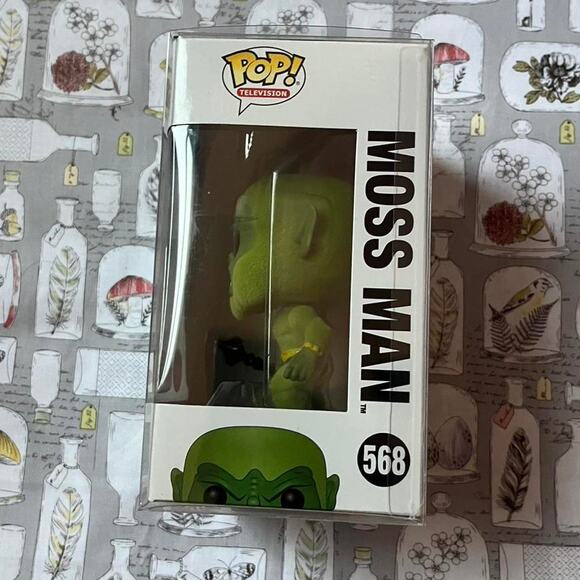 Funko pop moss man toys r us exclusive - Picture 2 of 6